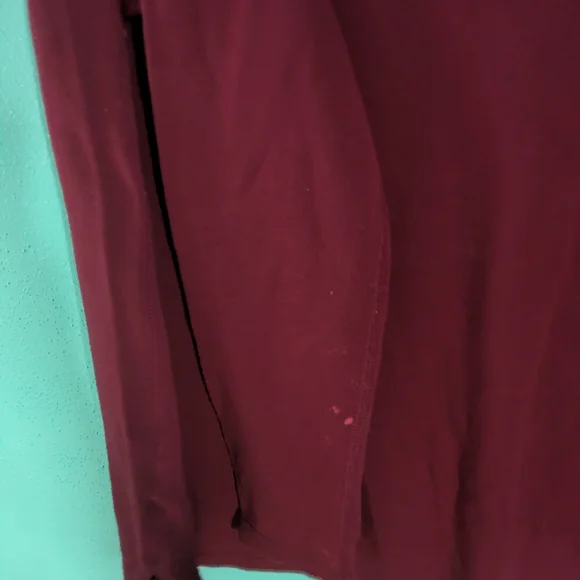 Women's Maroon Hooded Long-Sleeve Pullover Sweater - Picture 10 of 11